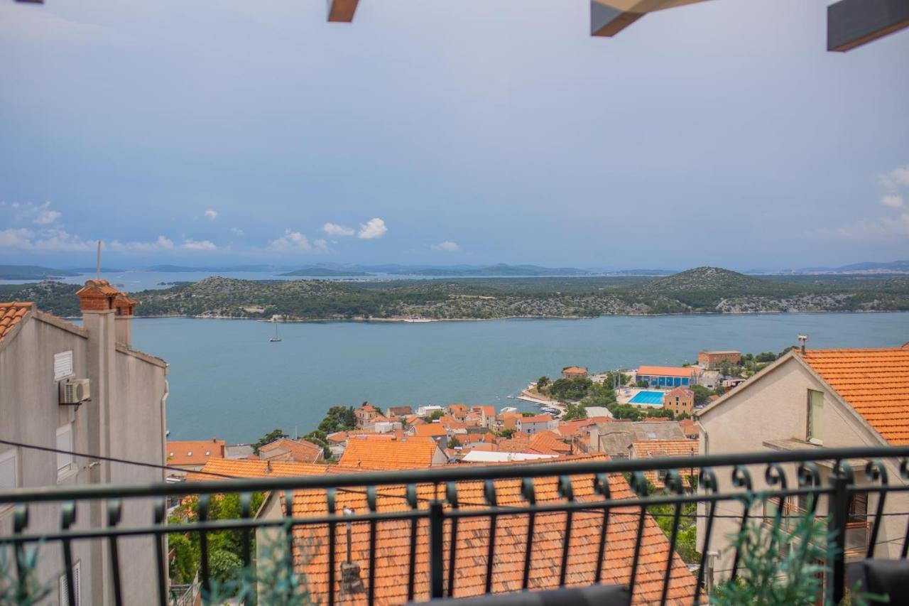 Apartment Mozart Šibenik Exteriör bild