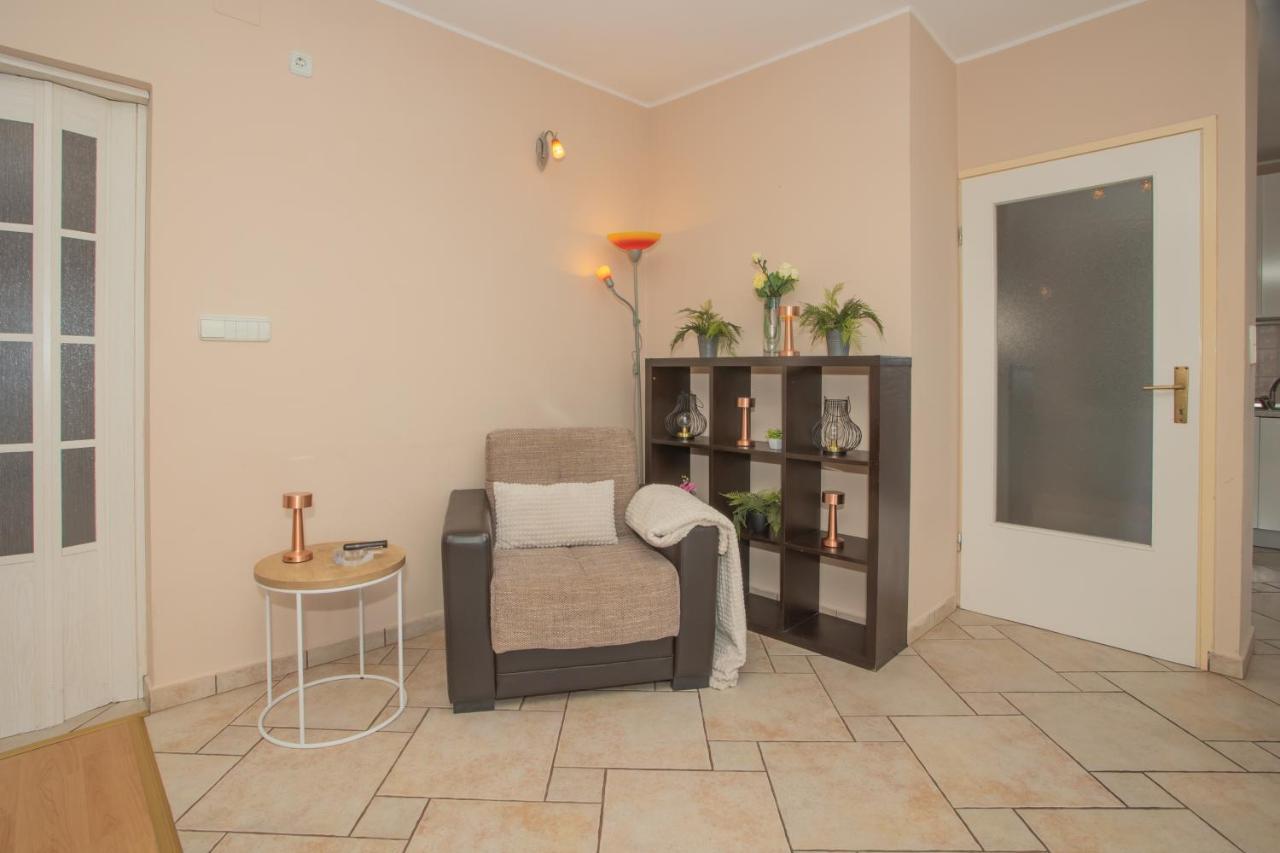 Apartment Mozart Šibenik Exteriör bild