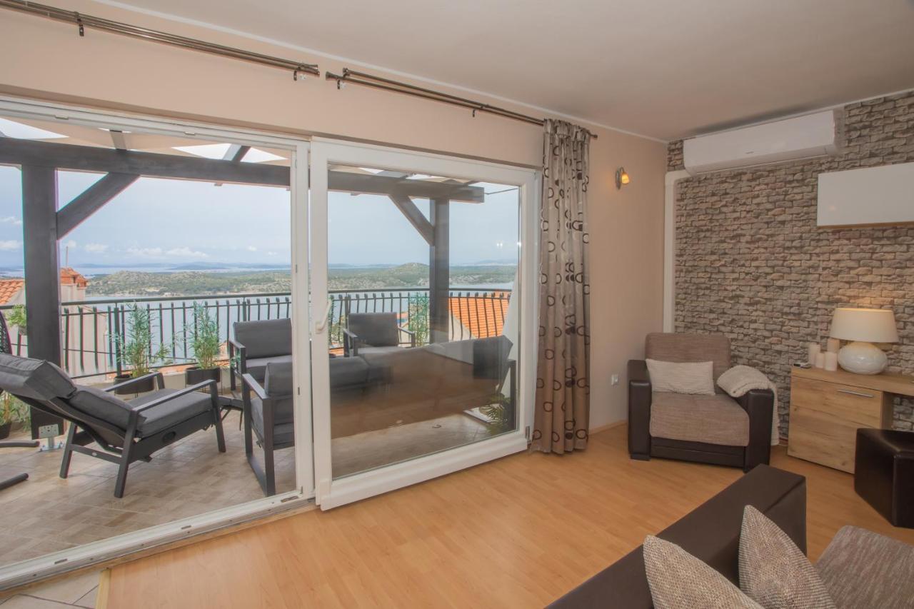 Apartment Mozart Šibenik Exteriör bild