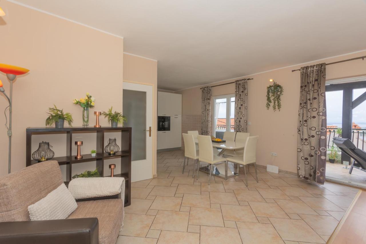 Apartment Mozart Šibenik Exteriör bild