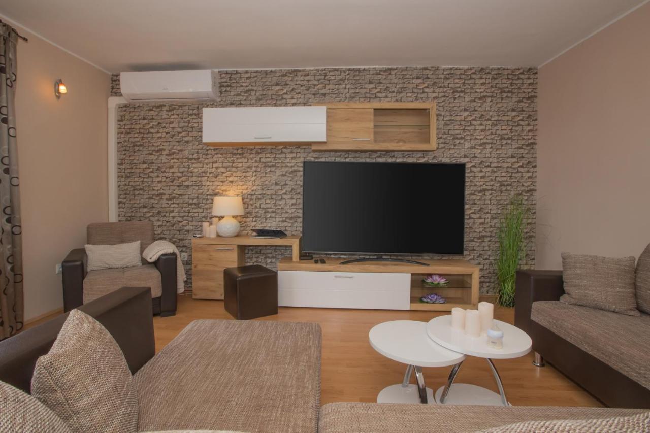 Apartment Mozart Šibenik Exteriör bild